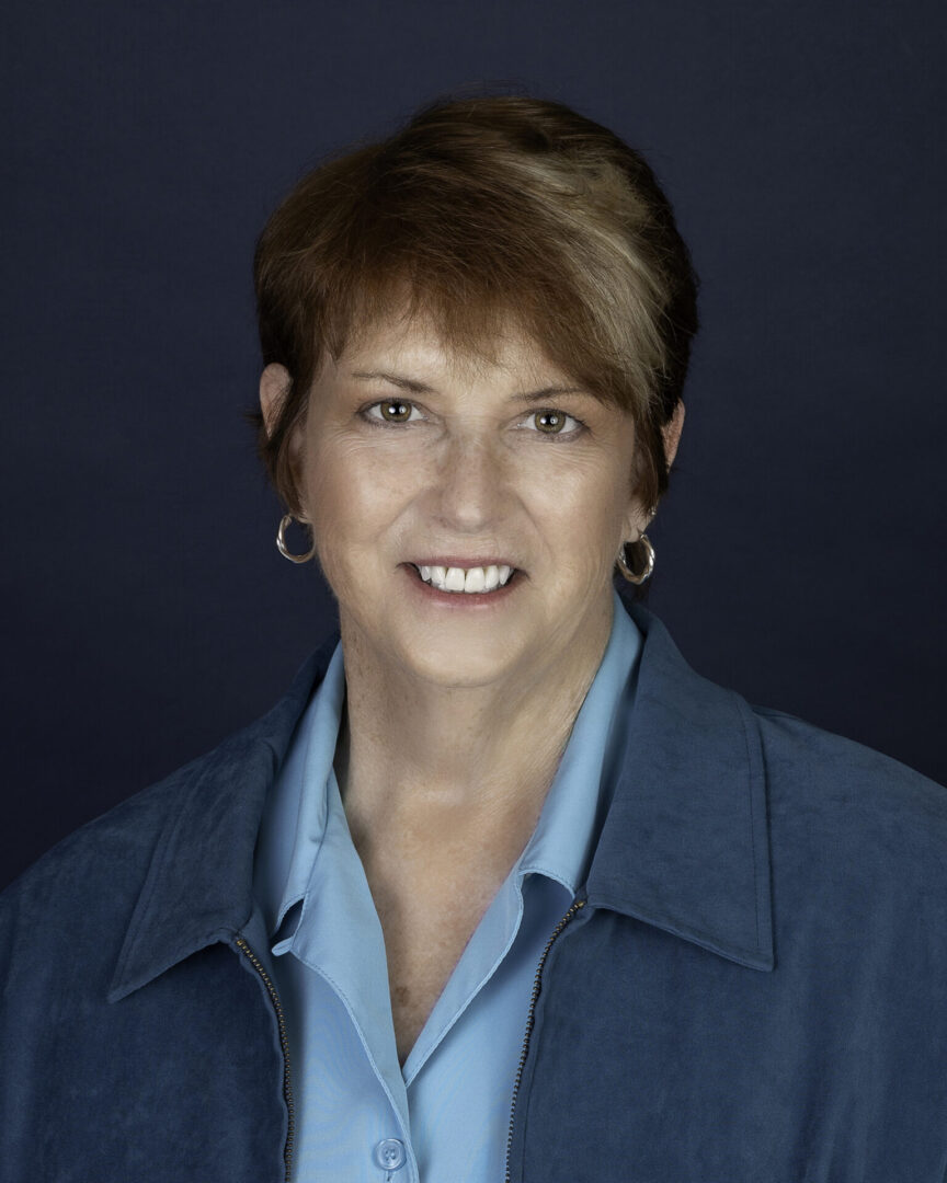 Beth headshot new